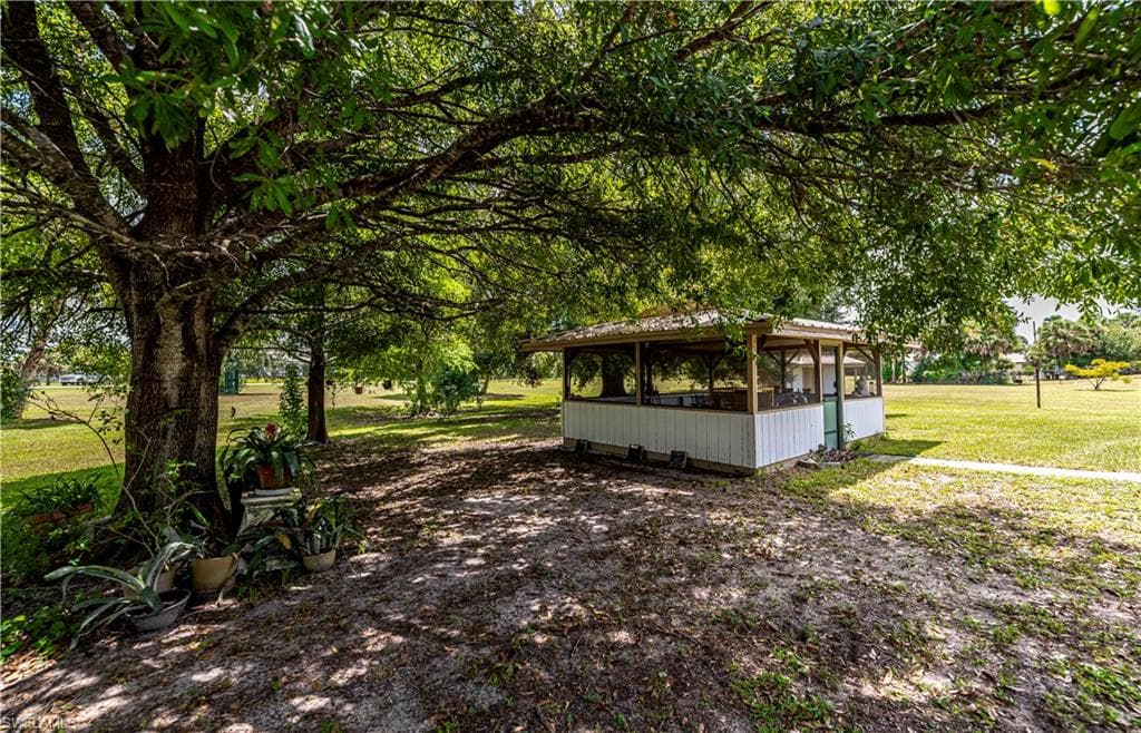1038 Seminole CIR, MOORE HAVEN FL 33471-19