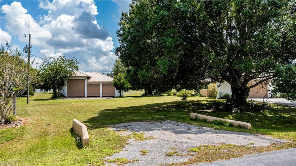 1038 Seminole CIR, MOORE HAVEN FL 33471-49