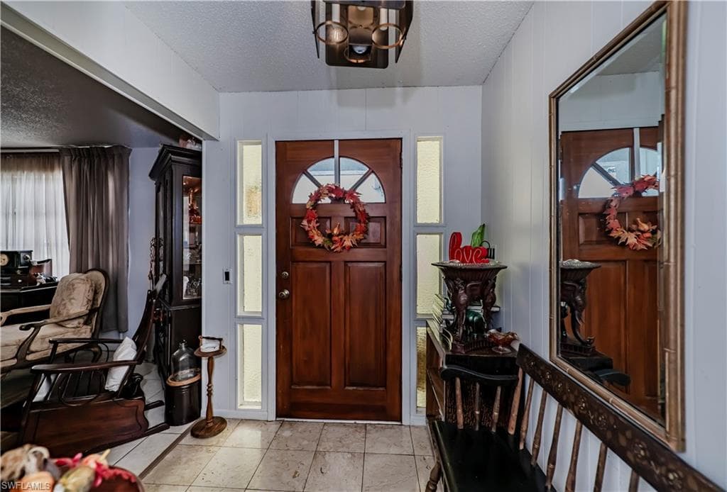 1038 Seminole CIR, MOORE HAVEN FL 33471-24