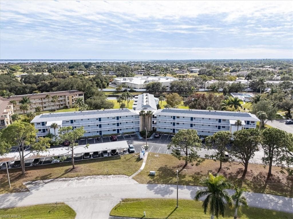 1429 Tropic TER, NORTH FORT MYERS FL 33903-18