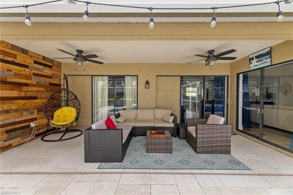 2451 River Reach DR, NAPLES FL 34104-23