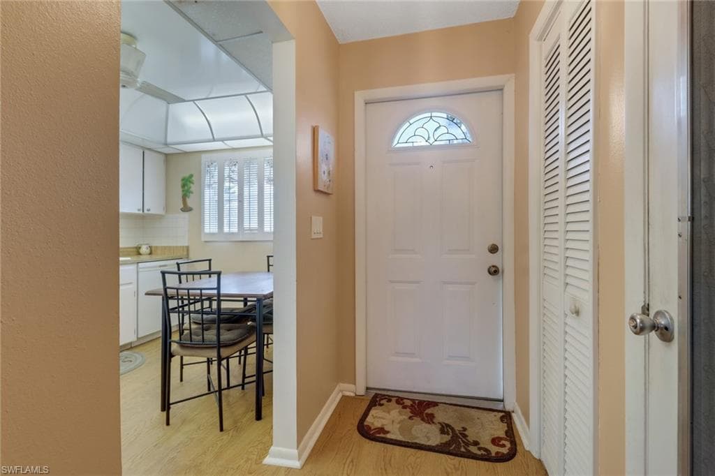 7008 Cedarhurst DR, FORT MYERS FL 33919-2