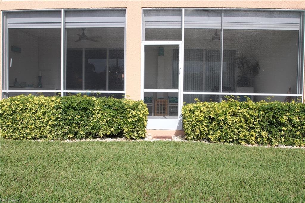 6660 Beach Resort DR # 1005, NAPLES FL 34114-8