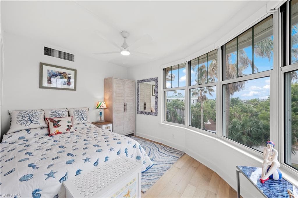 2605 Wulfert RD # 5, SANIBEL FL 33957-28