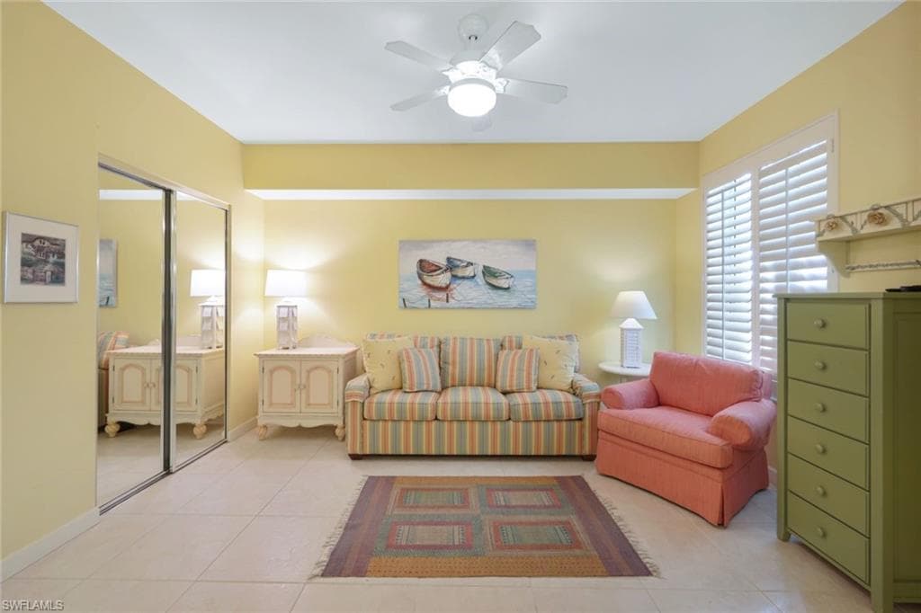 325 Dunes BLVD # 605, NAPLES FL 34110-19