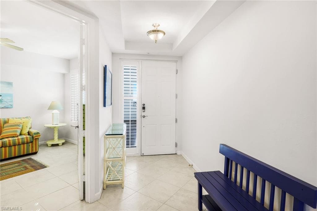 325 Dunes BLVD # 605, NAPLES FL 34110-8