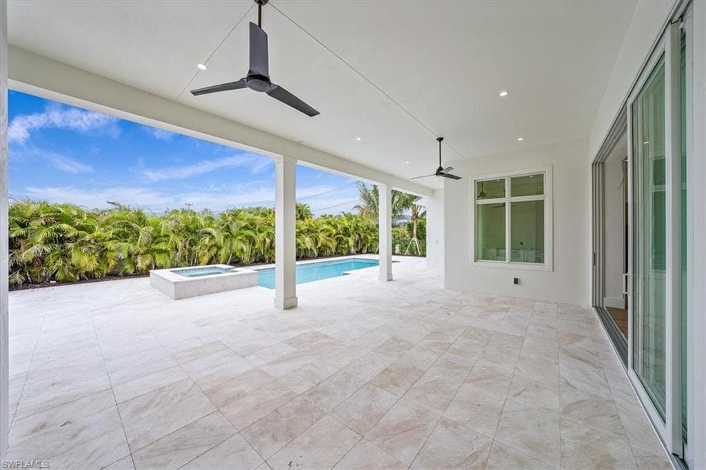 4500 Seagrove Landing WAY, ESTERO FL 34134-44