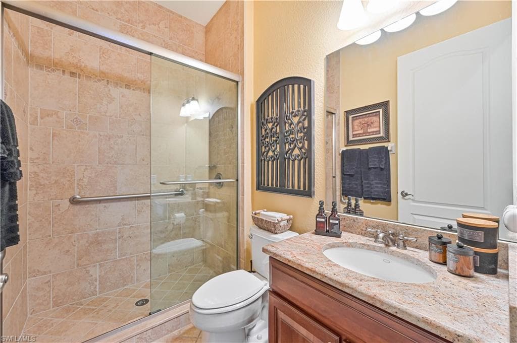 13900 Binghampton DR, FORT MYERS FL 33905-36