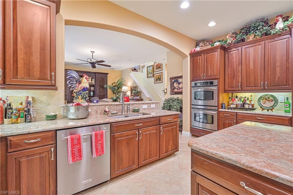 13900 Binghampton DR, FORT MYERS FL 33905-24