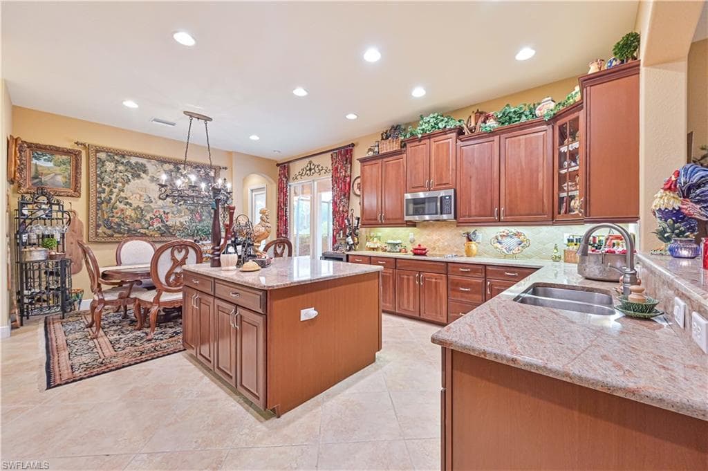13900 Binghampton DR, FORT MYERS FL 33905-20