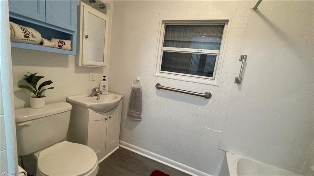 16230 Cynthia CT, FORT MYERS FL 33908-29