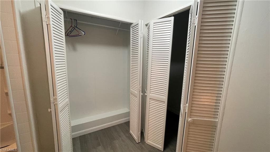 16230 Cynthia CT, FORT MYERS FL 33908-30