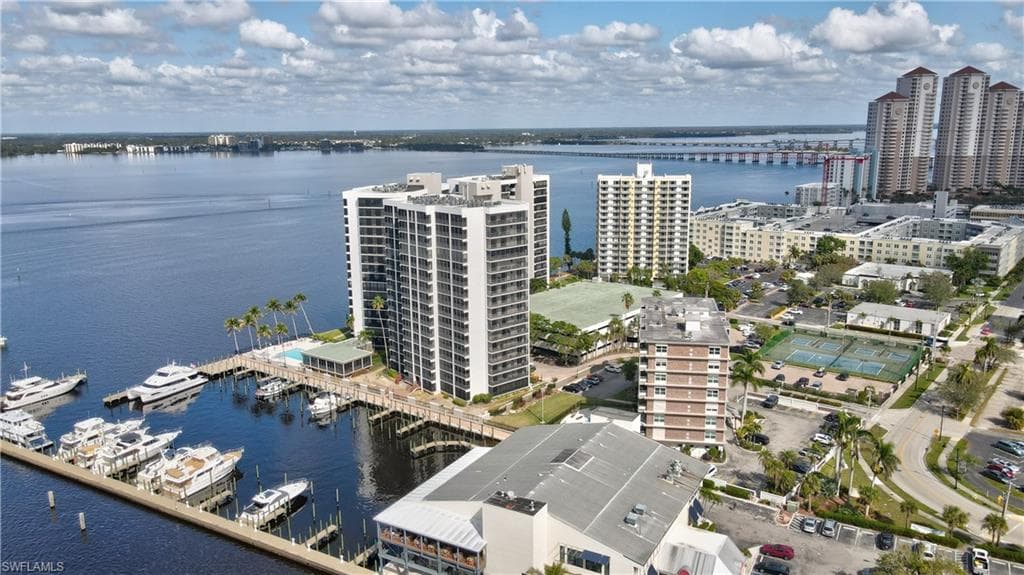 1900 Virginia AVE # 103, FORT MYERS FL 33901-35