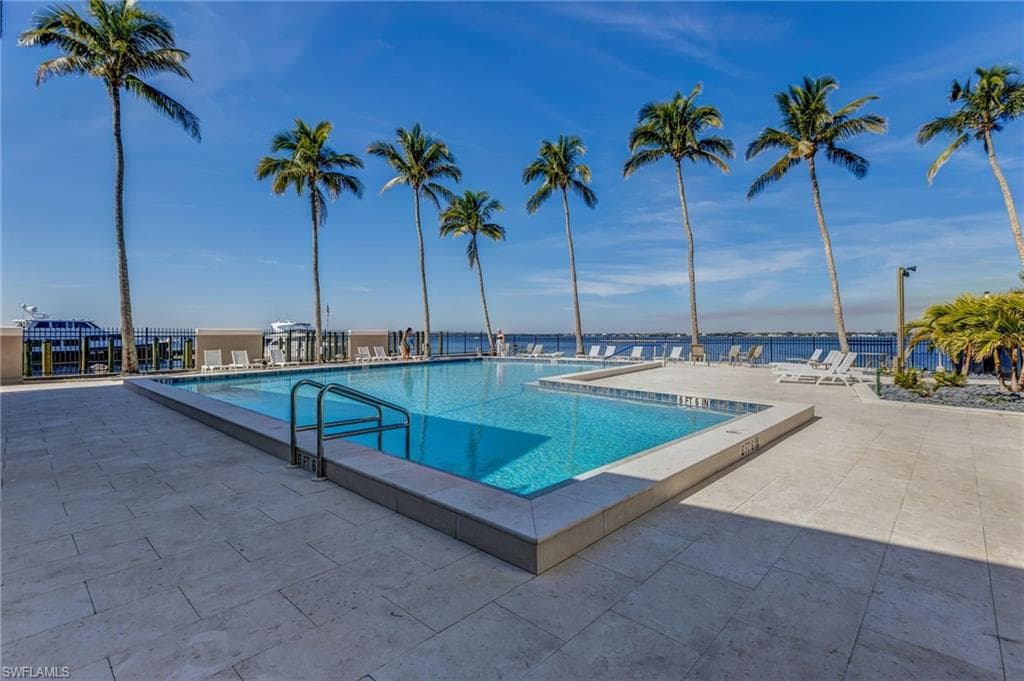 1910 Virginia AVE # 403, FORT MYERS FL 33901-34