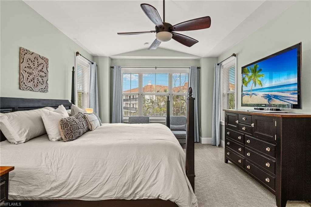 1114 Seagrape LN, SANIBEL FL 33957-17