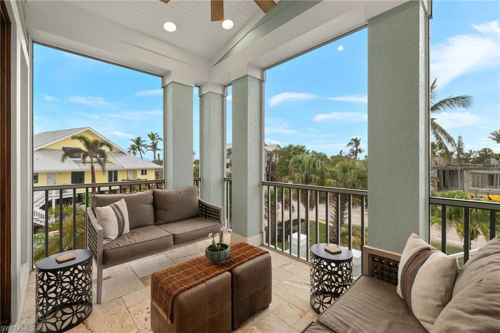 1114 Seagrape LN, SANIBEL FL 33957-14