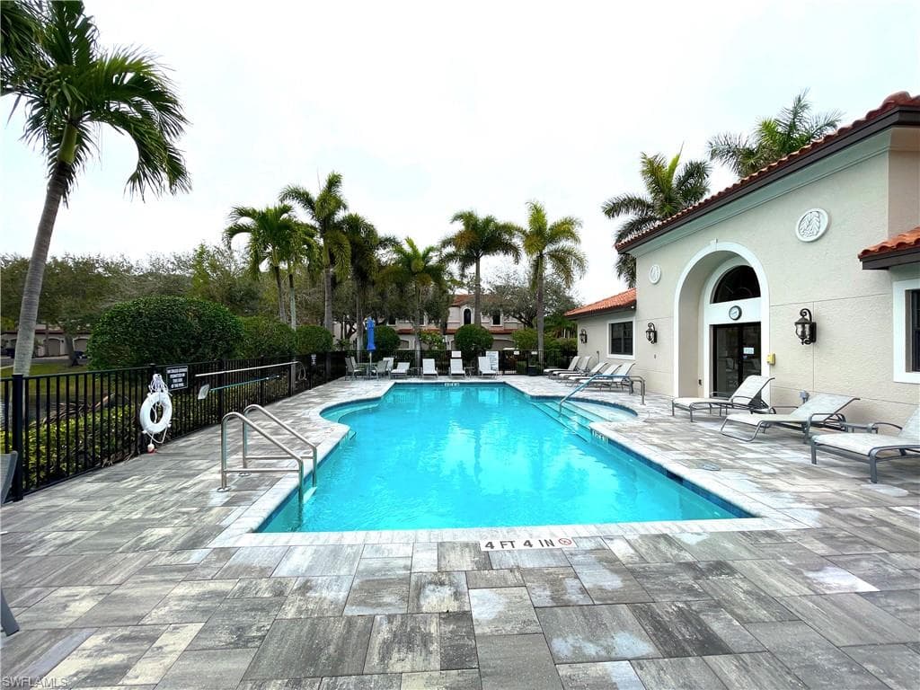 27001 Serrano WAY # 201, BONITA SPRINGS FL 34135-26