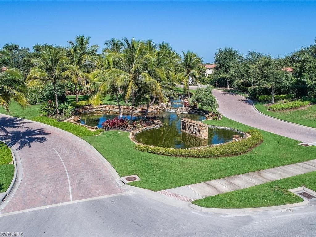 1409 Redona WAY, NAPLES FL 34113-36