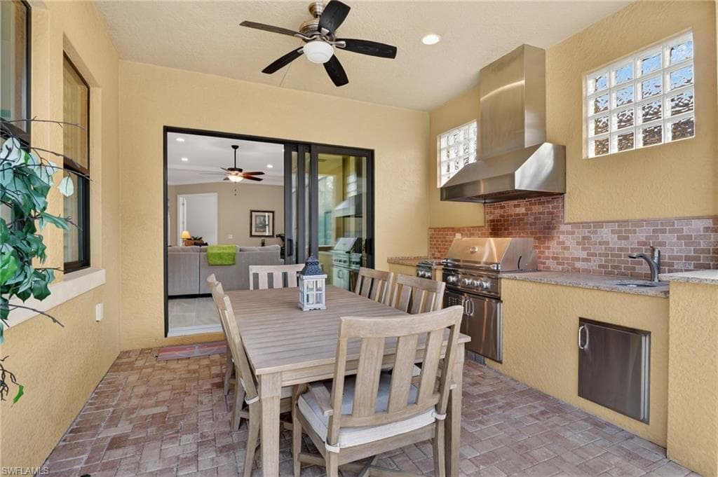 1409 Redona WAY, NAPLES FL 34113-24