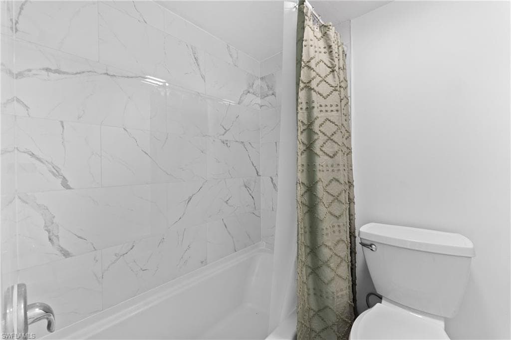 14053 Northumberland DR # 105, FORT MYERS FL 33908-23