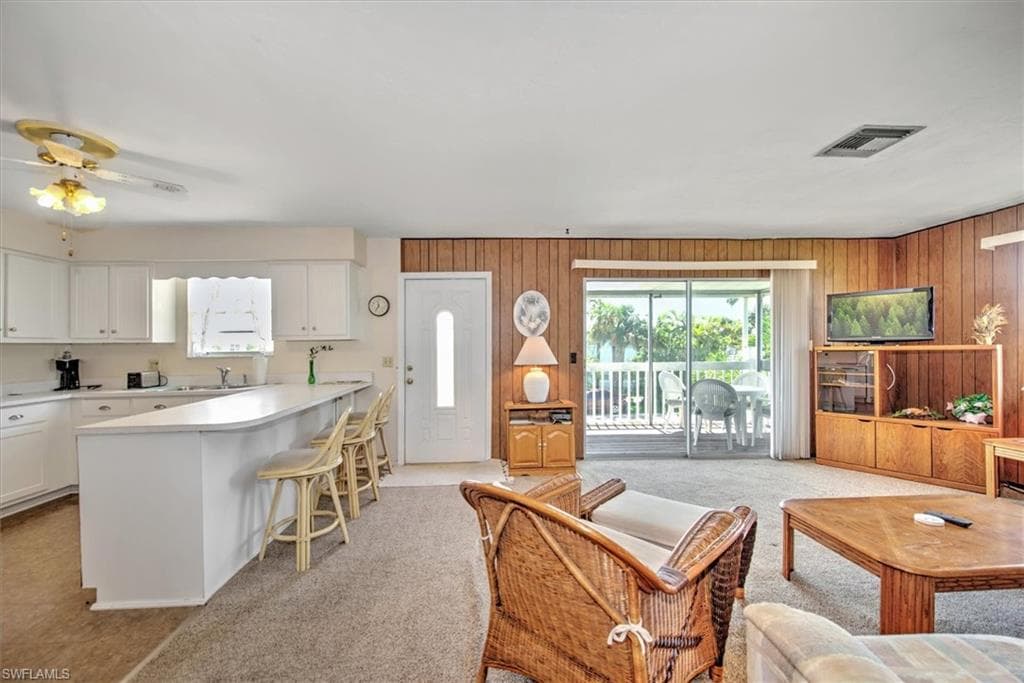 407 Lazy WAY, FORT MYERS BEACH FL 33931-2