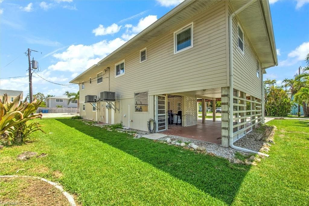 407 Lazy WAY, FORT MYERS BEACH FL 33931-39
