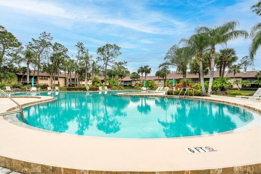 3219 Horse Carriage WAY # 306, NAPLES FL 34105-22