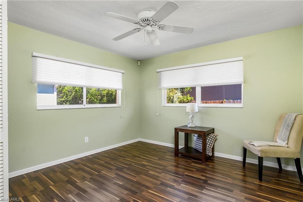 2560 11th CIR, NAPLES FL 34103-22