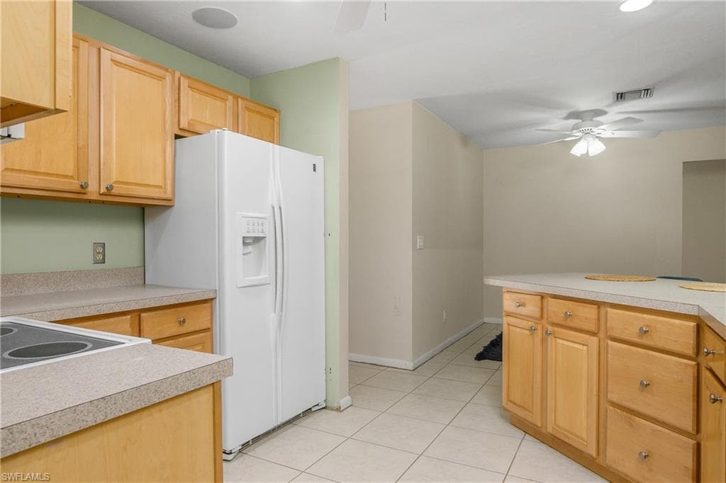 2560 11th CIR, NAPLES FL 34103-8