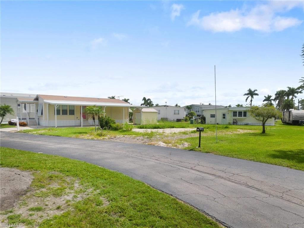 286 Dillard AVE, FORT MYERS FL 33908-15