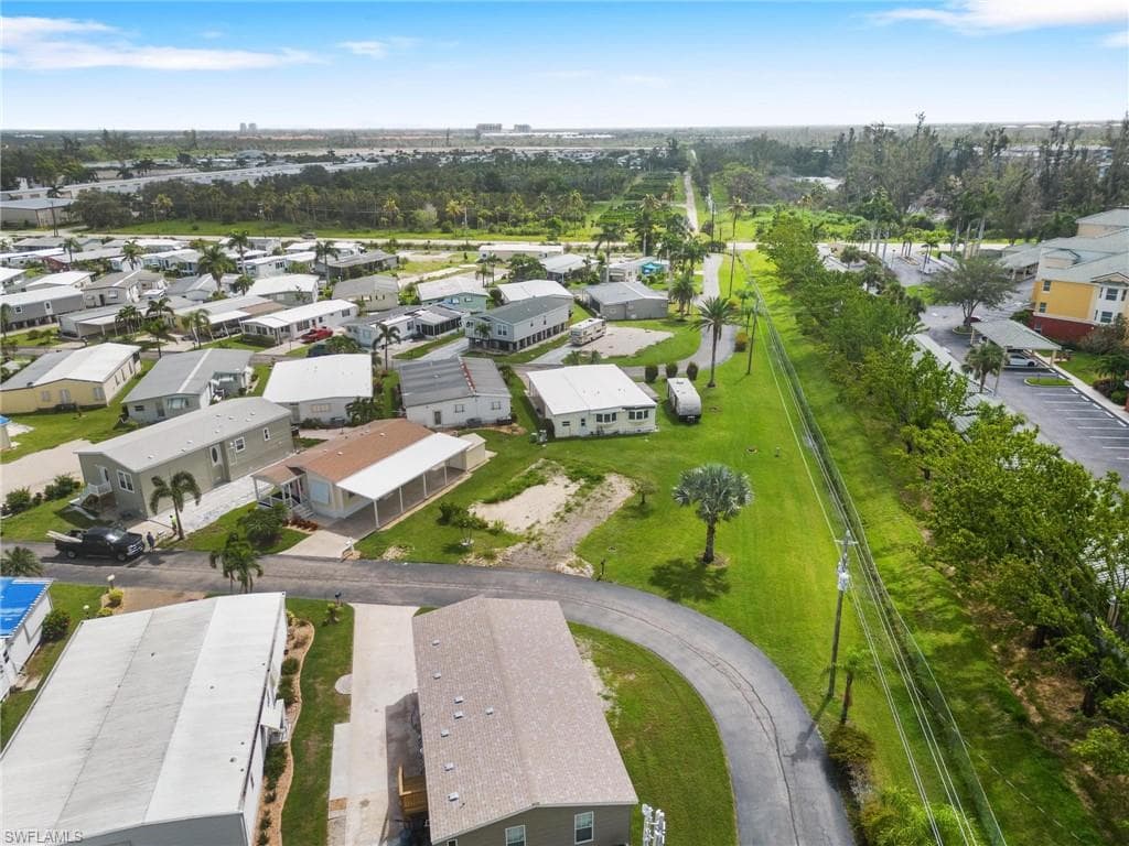 286 Dillard AVE, FORT MYERS FL 33908-4