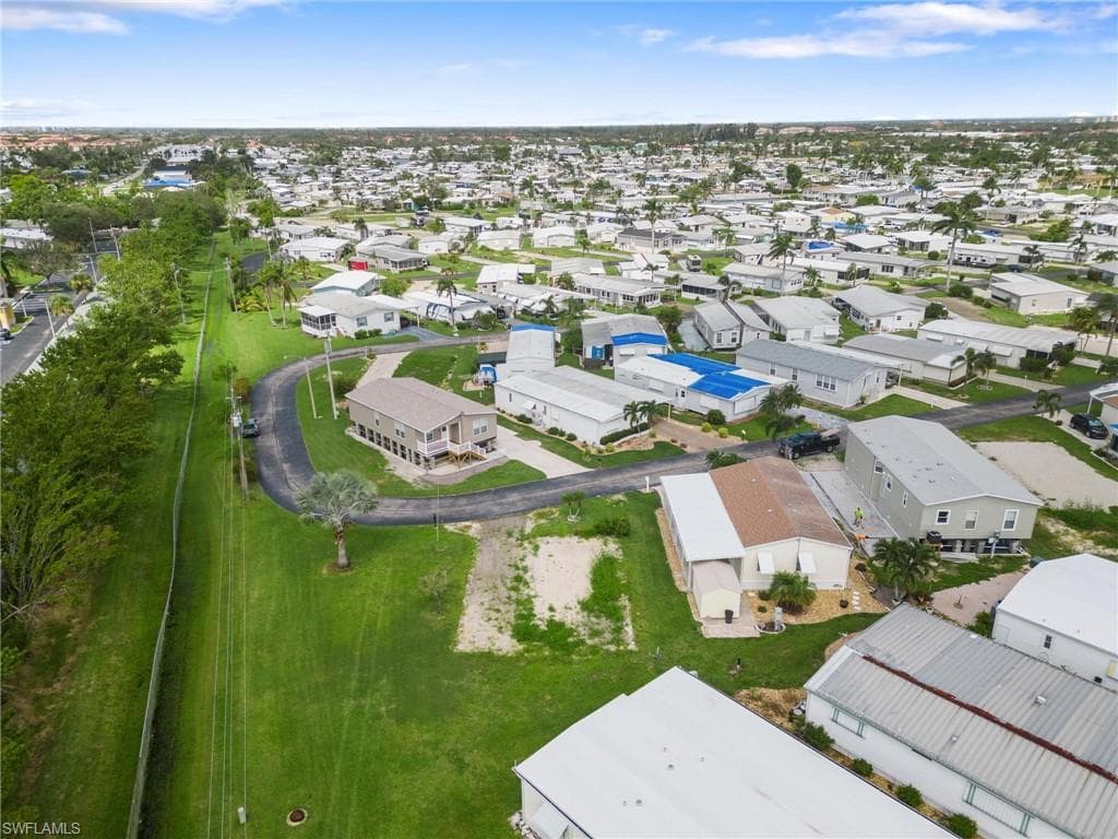 286 Dillard AVE, FORT MYERS FL 33908-9