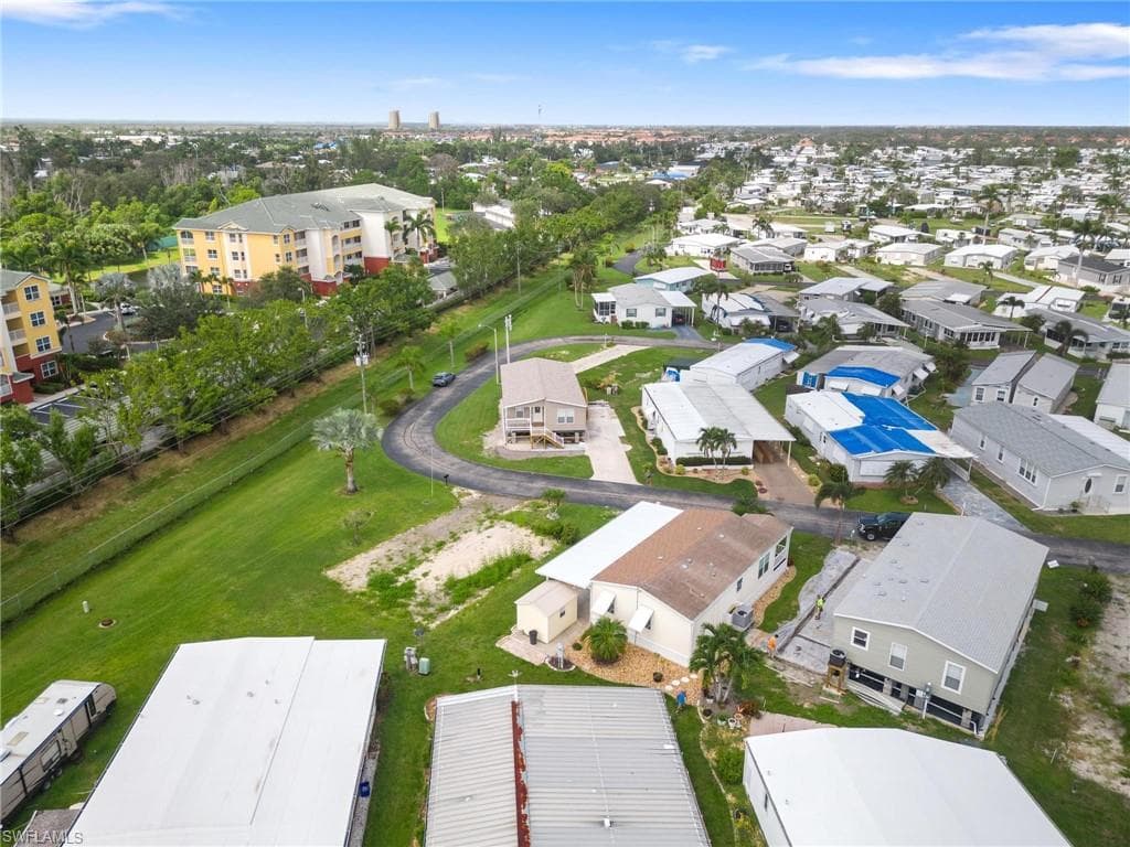 286 Dillard AVE, FORT MYERS FL 33908-10