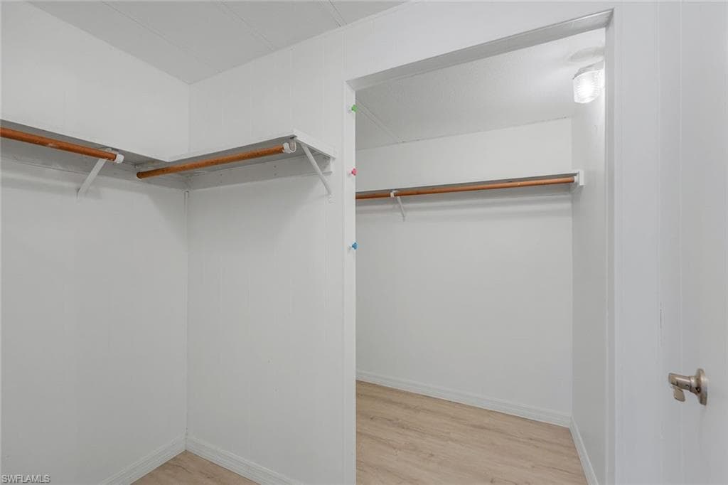 9335 Lord RD, BONITA SPRINGS FL 34135-21