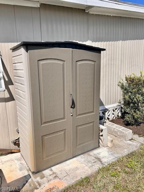 9335 Lord RD, BONITA SPRINGS FL 34135-27