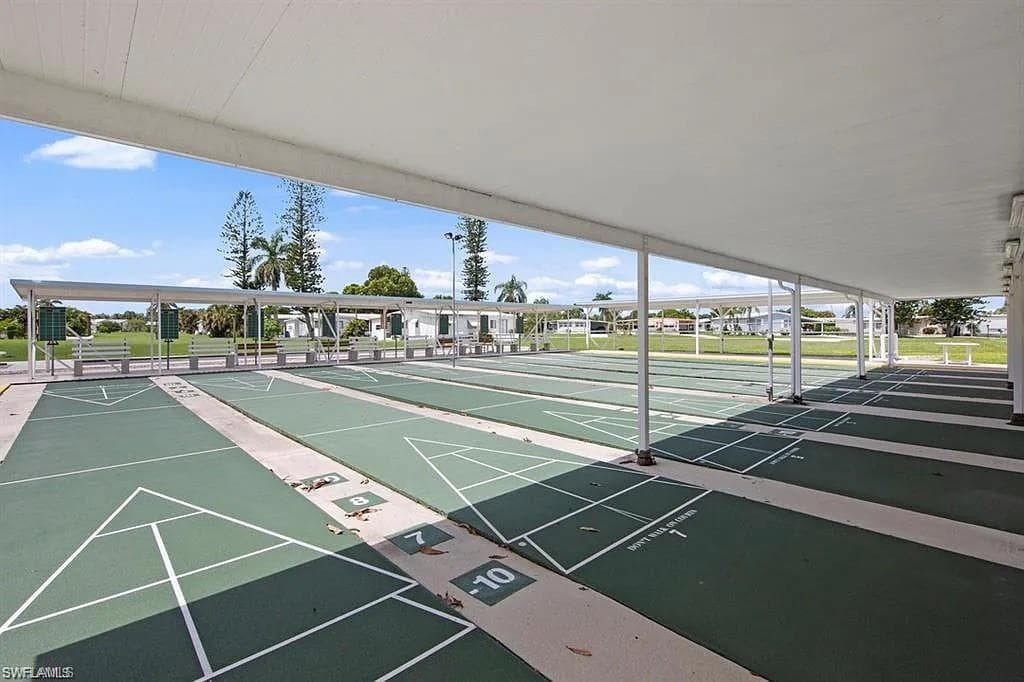 9335 Lord RD, BONITA SPRINGS FL 34135-33