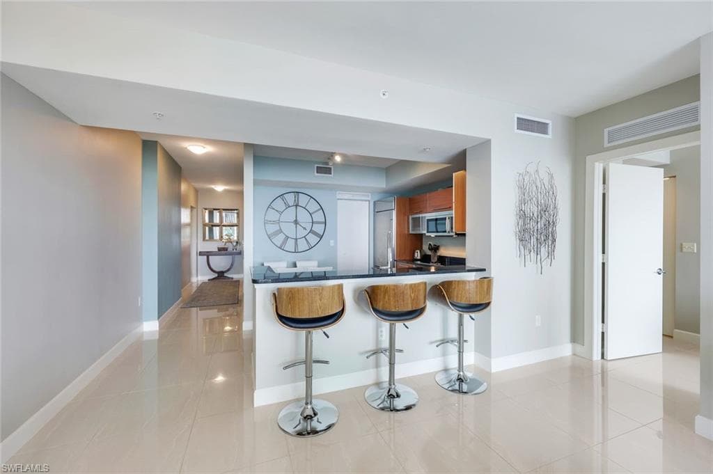 3000 Oasis Grand BLVD # 2402, FORT MYERS FL 33916-7