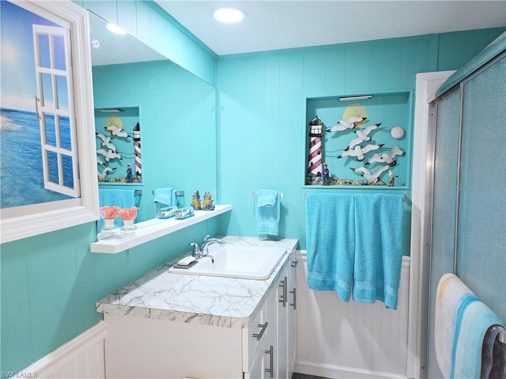 19 Moorhead MNR, NAPLES FL 34112-15