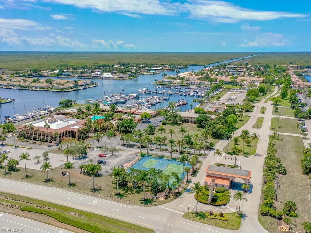 206 Newport DR # 805, NAPLES FL 34114-35