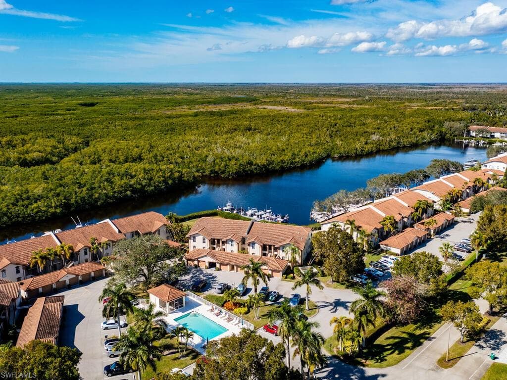 206 Newport DR # 805, NAPLES FL 34114-27