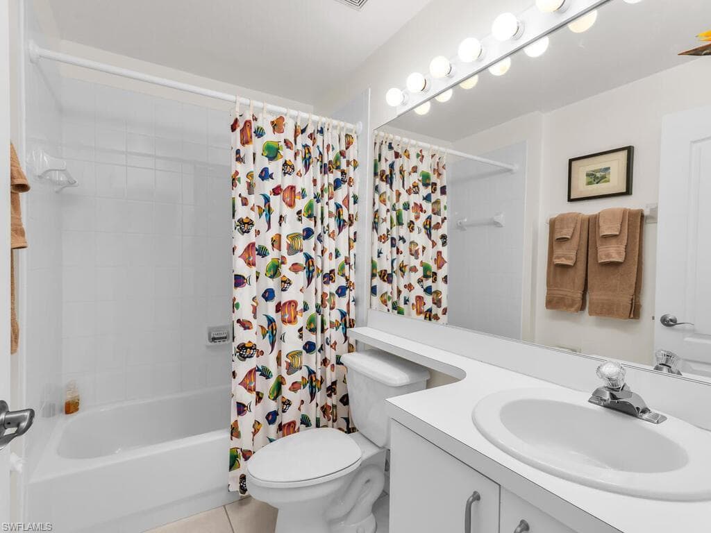 206 Newport DR # 805, NAPLES FL 34114-23