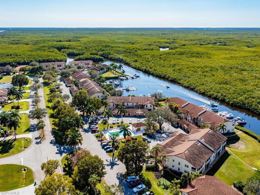 206 Newport DR # 805, NAPLES FL 34114-33