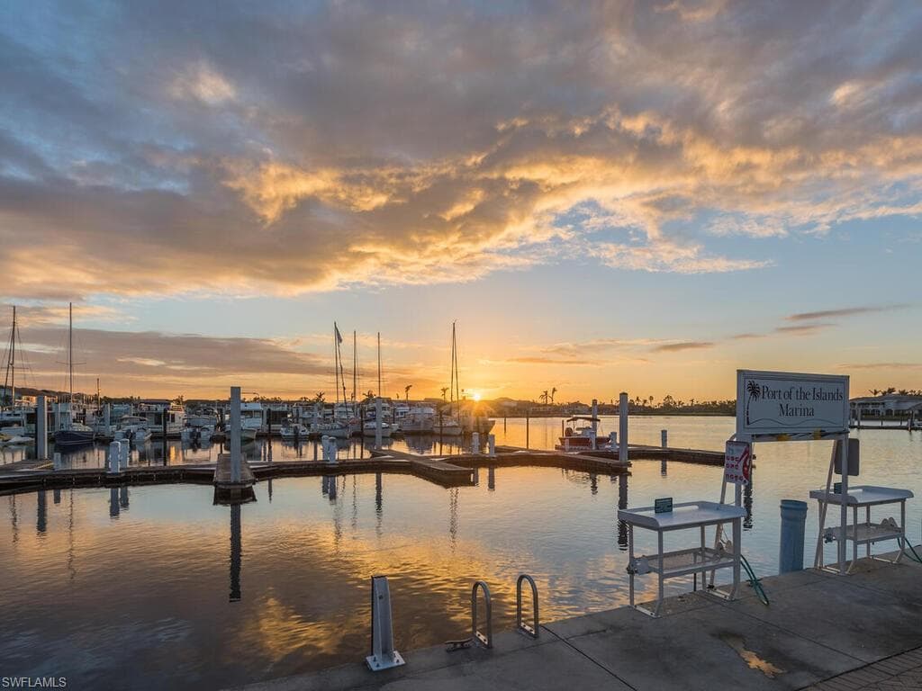 206 Newport DR # 805, NAPLES FL 34114-40
