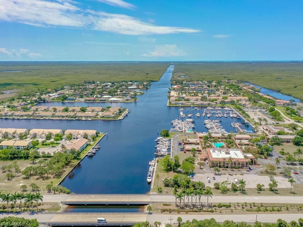 206 Newport DR # 805, NAPLES FL 34114-36