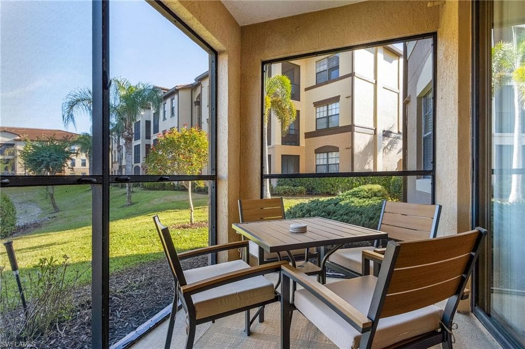 12936 Violino LN # 108, NAPLES FL 34105-2