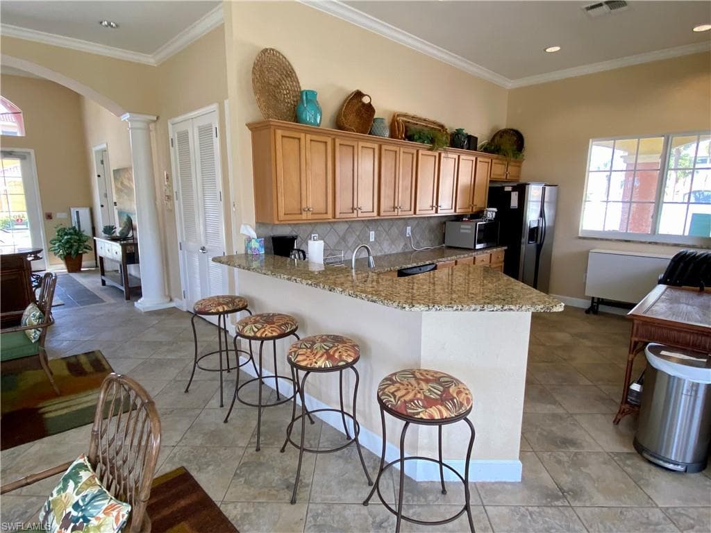 174 Shadroe Cove CIR # 1003, CAPE CORAL FL 33991-26