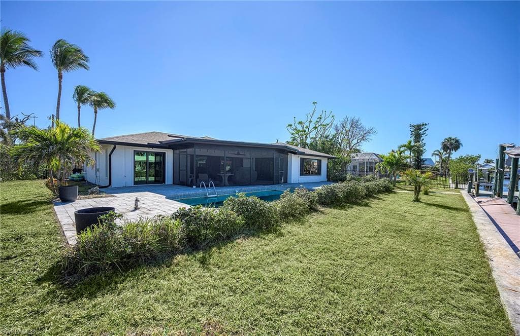 5660 Williams DR, FORT MYERS BEACH FL 33931-14