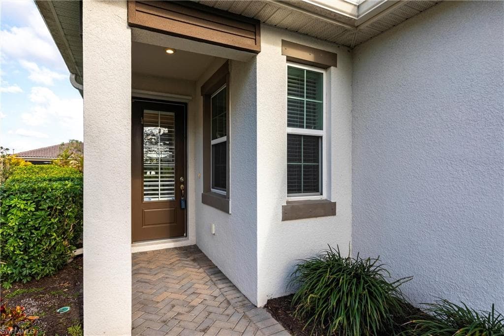 10267 Bonavie Cove DR, FORT MYERS FL 33966-5