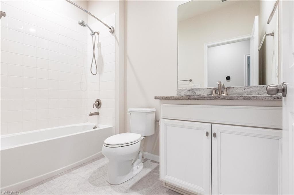 10267 Bonavie Cove DR, FORT MYERS FL 33966-29