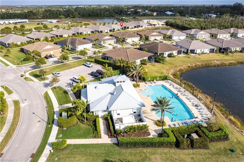 10267 Bonavie Cove DR, FORT MYERS FL 33966-48